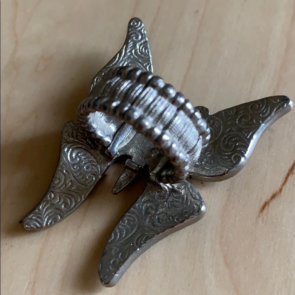 Stretchy Metal Butterfly Ring - Picture 3 of 3